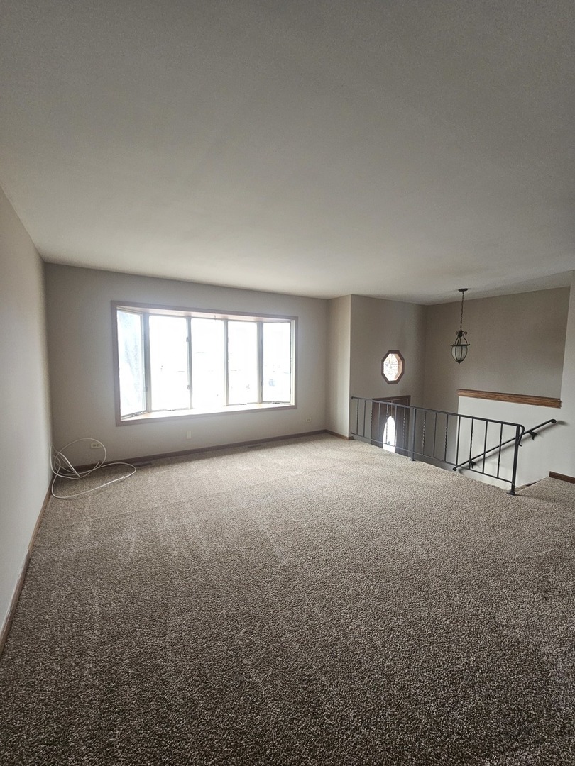 830 Division Street South Elgin, IL 60177 - Photo 13 of 23