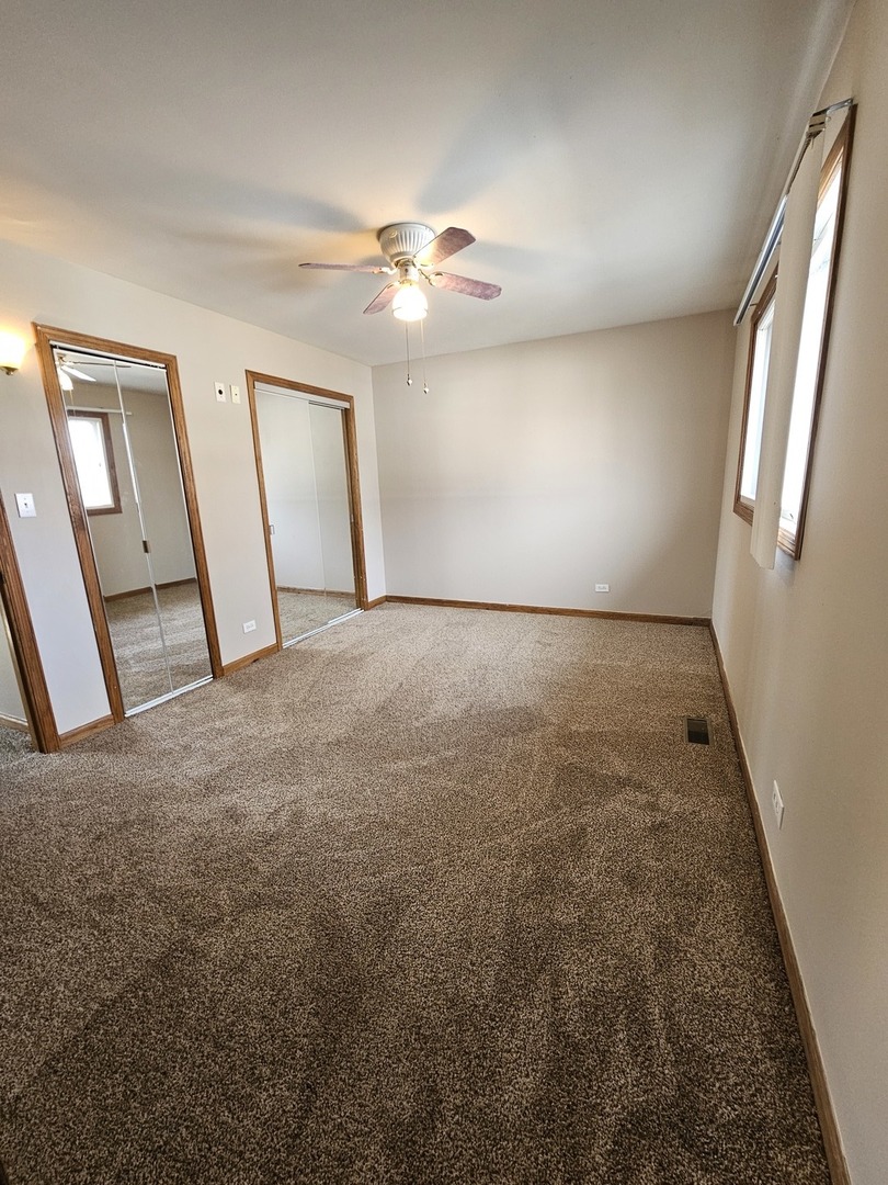 830 Division Street South Elgin, IL 60177 - Photo 22 of 23