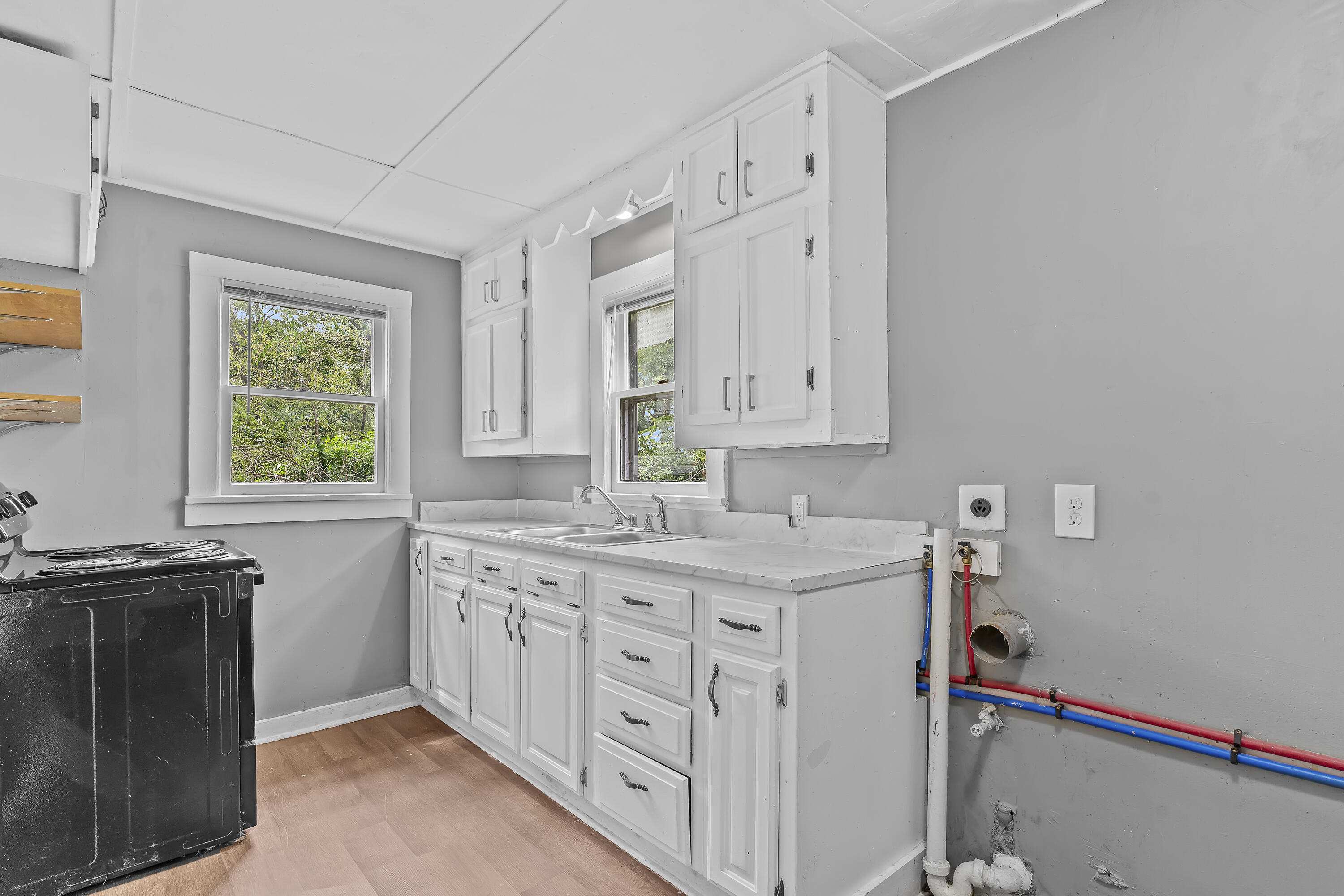 1815 W Webster-9