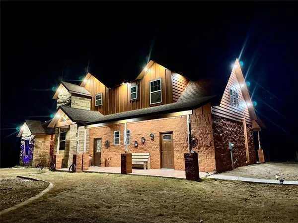 $679,000 | 673 County Road 612, Trent, TX 79561