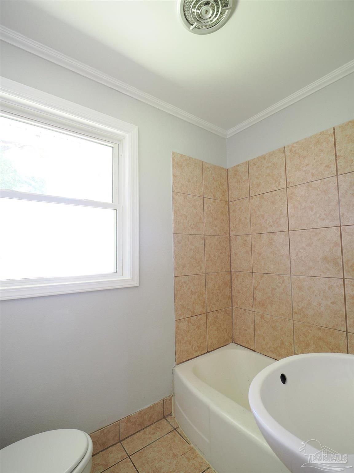 226 Betty Road Pensacola, FL 32507 - Photo 17 of 28 Gallery Image 17