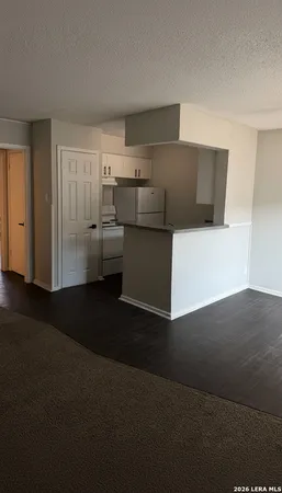 $950 | 158 De Chantle Road, Unit 129, San Antonio, TX 78201