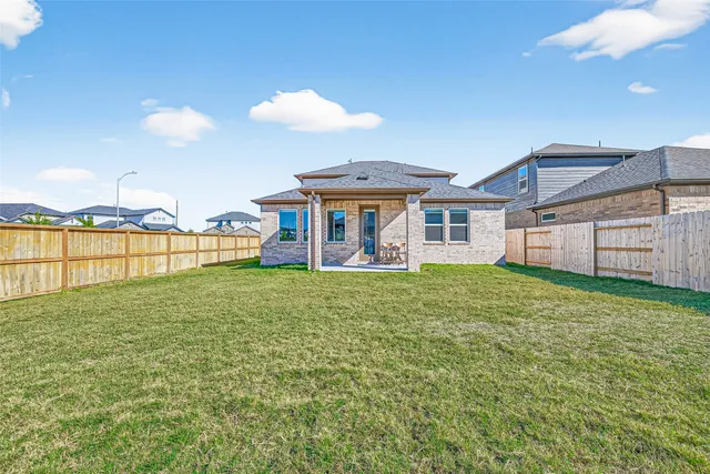 $2,900 | 9747 Pettus Crk Drive, Cypress, TX 77433