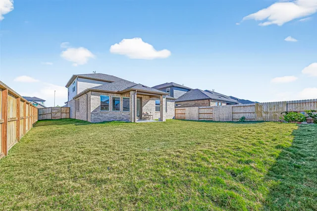 $2,900 | 9747 Pettus Crk Drive, Cypress, TX 77433