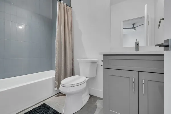 $3,400 | 405 Marshall Street, Unit 3, Nashville, TN 37207