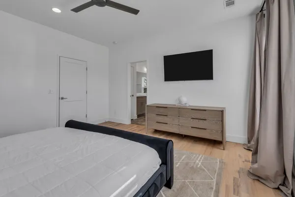 $3,400 | 405 Marshall Street, Unit 3, Nashville, TN 37207