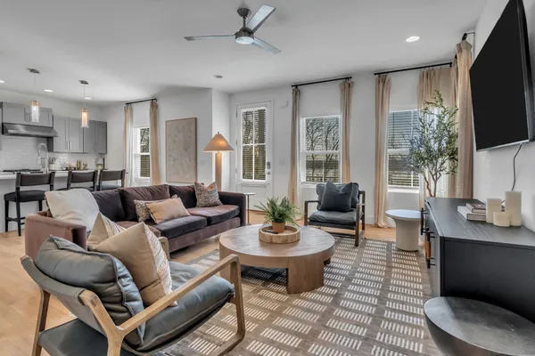 $3,400 | 405 Marshall Street, Unit 3, Nashville, TN 37207