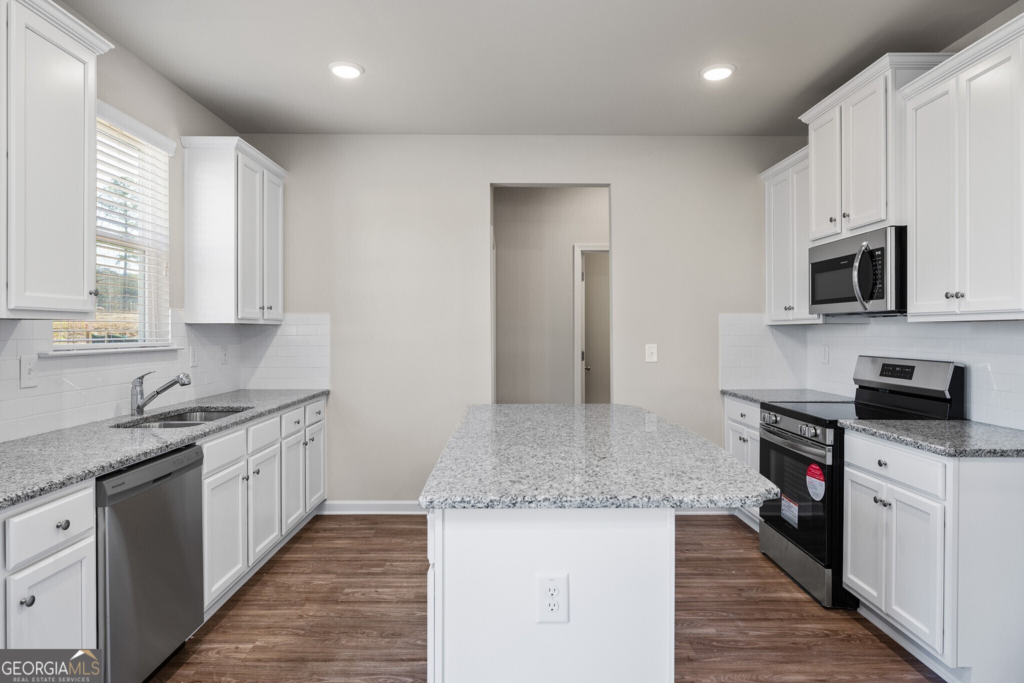 499 Grand Magnolia Street Jackson, GA 30233 - Photo 8 of 20