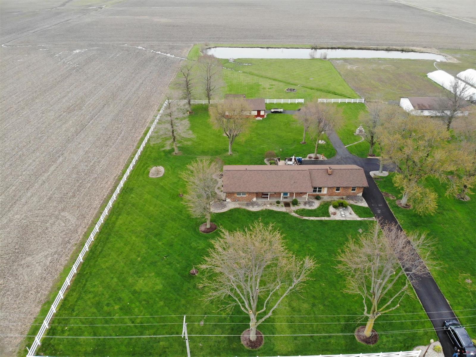 12136 Highland Road Highland, IL 62249 - Photo 36 of 36