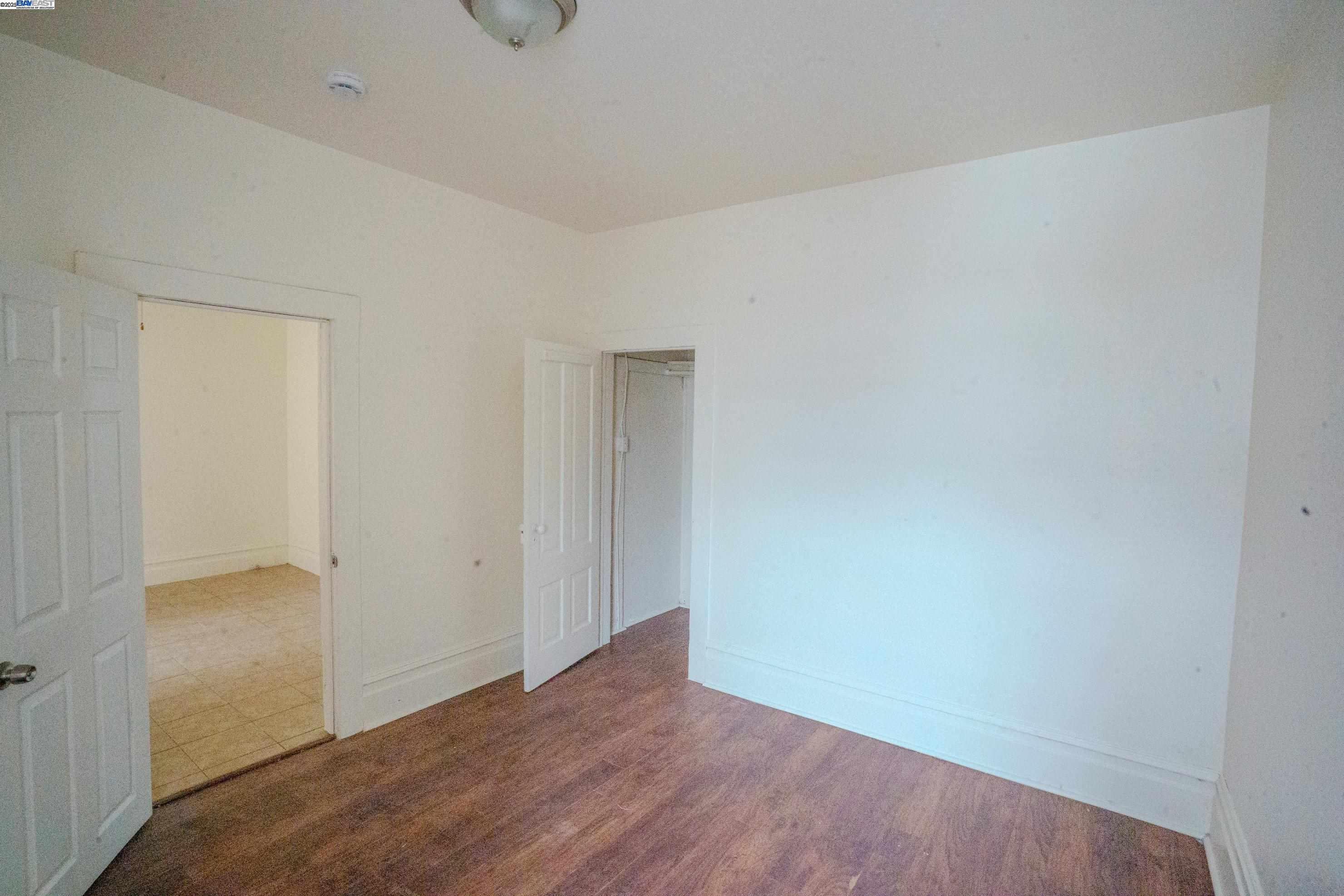 866 Isabella Street Oakland, CA 94607 - Photo 11 of 17