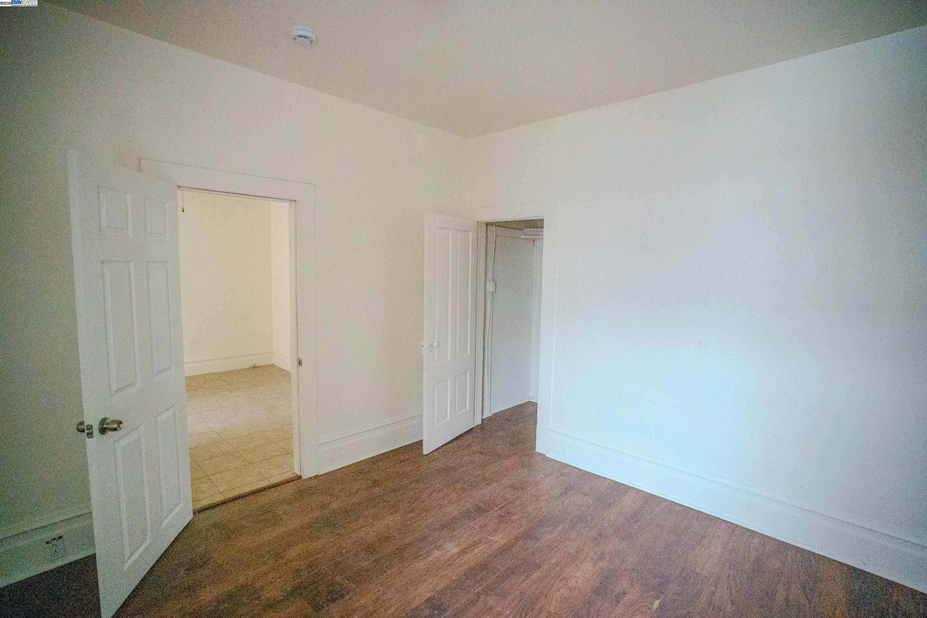 866 Isabella Street Oakland, CA 94607 - Photo 12 of 17