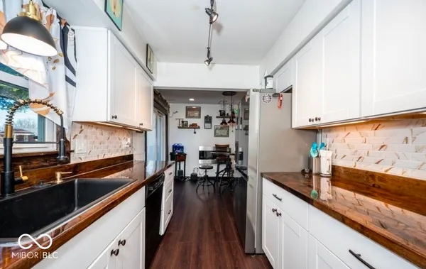 $279,900 | 512 Cherokee Drive, New Albany, IN 47150