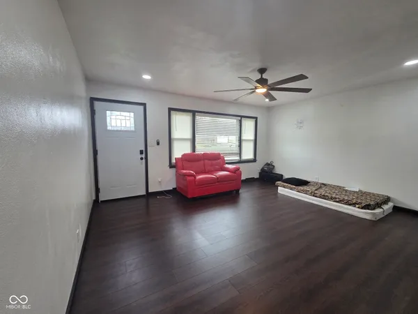 $279,900 | 512 Cherokee Drive, New Albany, IN 47150