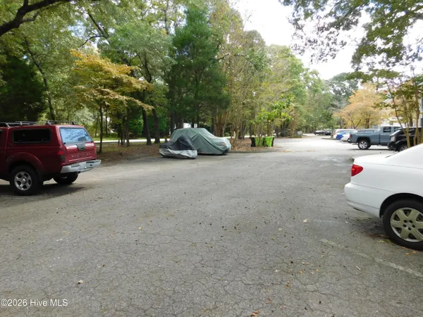 $1,300 | 1202 Harbourside Drive, Unit 1201, New Bern, NC 28560