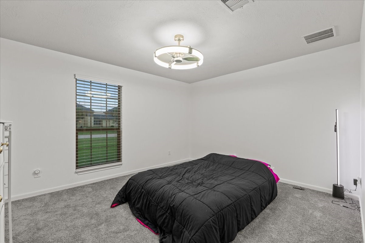 3911 Palm Crest Drive Rosharon, TX 77583 - Photo 35 of 47 Secondary Bedroom