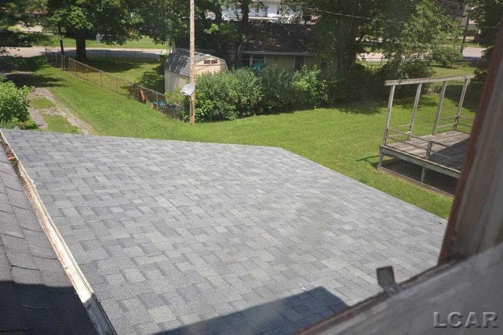 112 Locust Street Clinton, MI 49236 - Photo 24 of 49 50046979-23.JPG