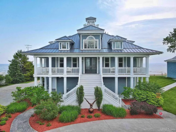 $2,499,000 | 4630 North M35 Highway, Menominee, MI 49858