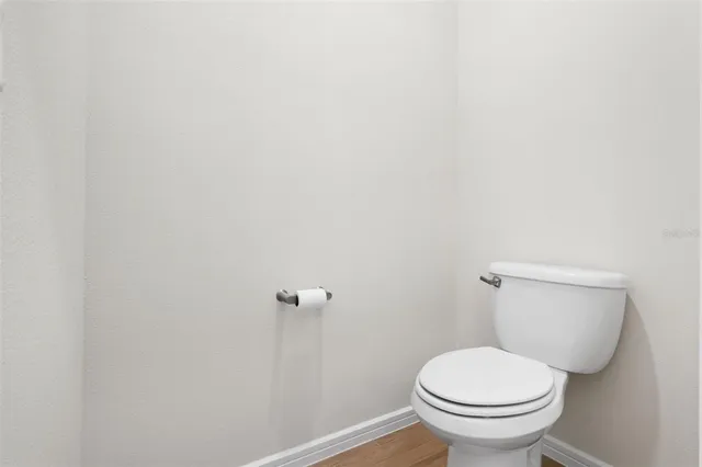 a picture of a bench in the floor