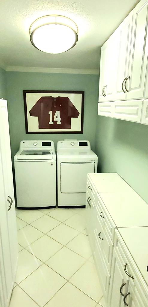 732 Faulk Road Dothan, AL 36301 - Photo 9 of 18 Huge Laundry Room
