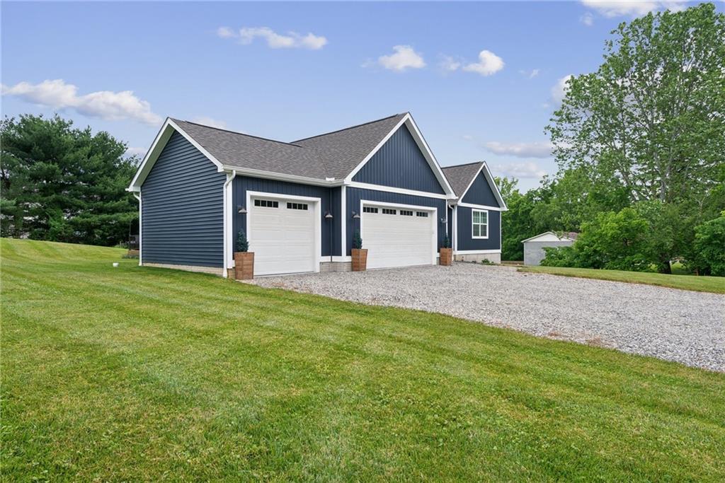 470 Manor Harrison City Road Manor, PA 15665 - Photo 2 of 25 Gallery Image 2