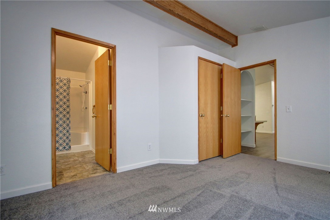 220 Thompson Road Sedro-Woolley, WA 98284 - Photo 19 of 28 Gallery Image 19