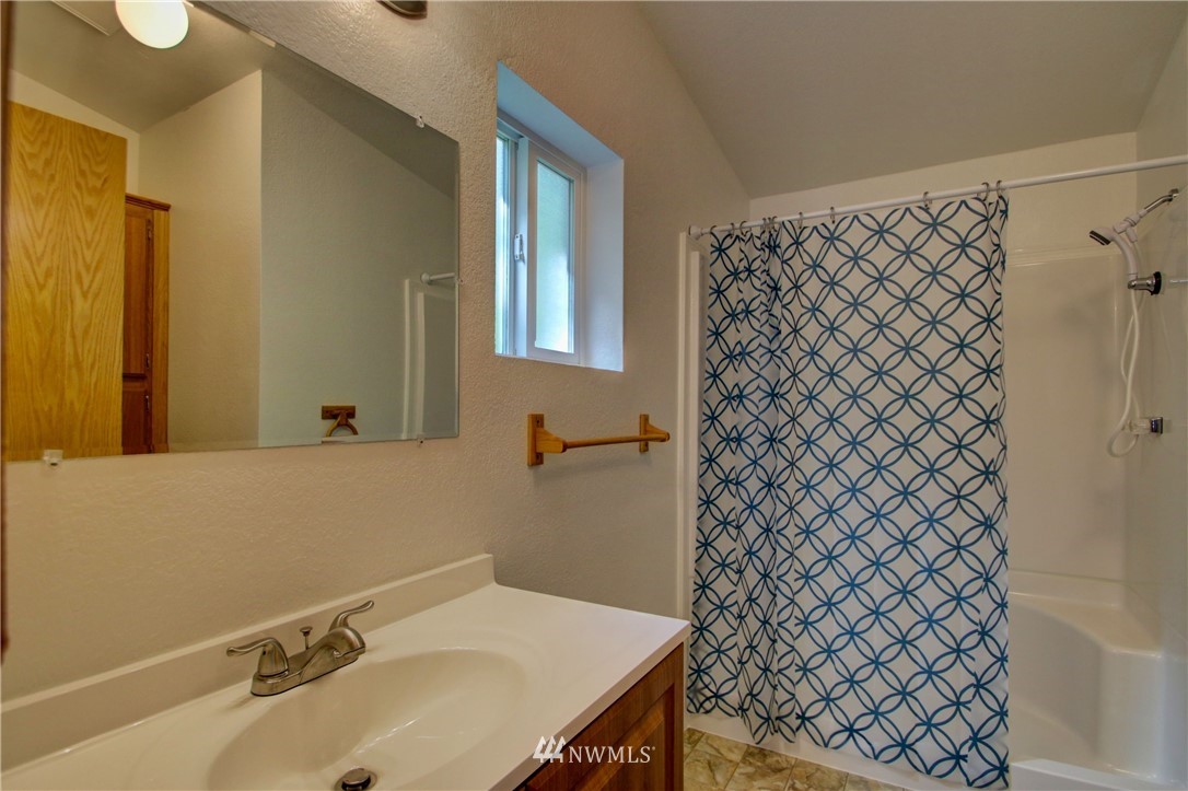220 Thompson Road Sedro-Woolley, WA 98284 - Photo 20 of 28 Gallery Image 20