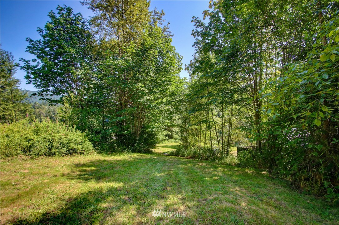 220 Thompson Road Sedro-Woolley, WA 98284 - Photo 24 of 28 Gallery Image 24