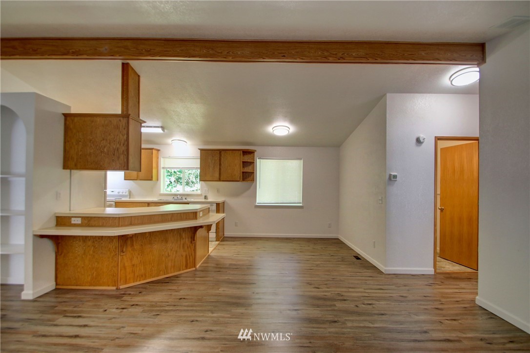 220 Thompson Road Sedro-Woolley, WA 98284 - Photo 10 of 28 Gallery Image 10