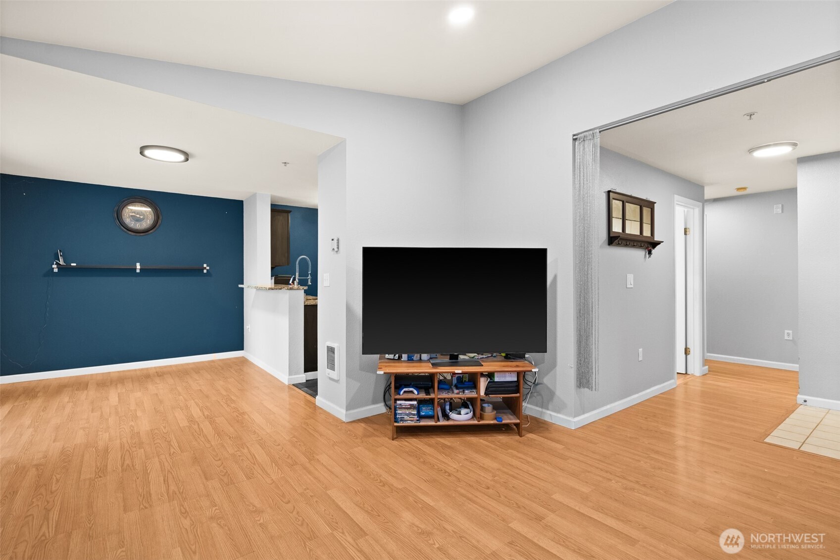 11002 Southeast Petrovitsky Road, Unit G304 Renton, WA 98055 - Photo 1 of 37 Gallery Image 1