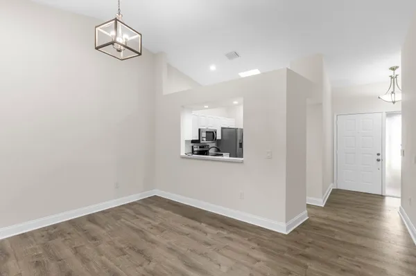 $285,000 | 9760 Summerbrook Terrace, Unit A, Boynton Beach, FL 33437