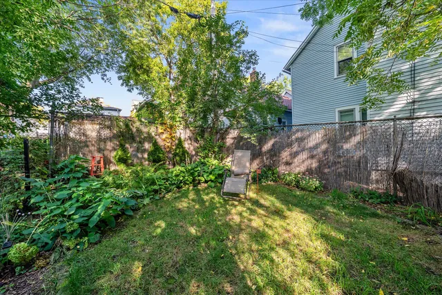 $319,900 | 1751 North Franklin Place, Milwaukee, WI 53202