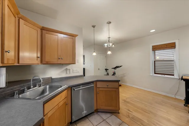 $319,900 | 1751 North Franklin Place, Milwaukee, WI 53202