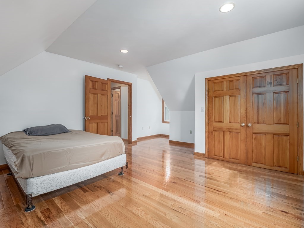 311 Dunstable Road Chelmsford, MA 01863 - Photo 23 of 41