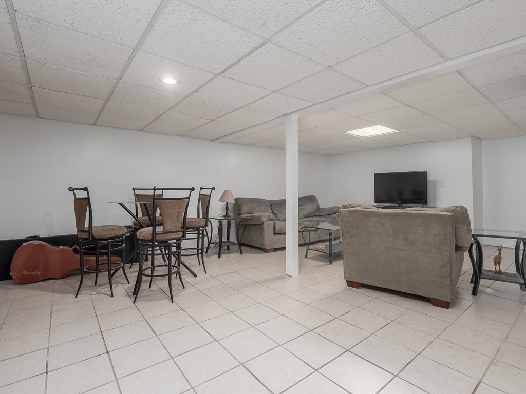311 Dunstable Road Chelmsford, MA 01863 - Photo 25 of 41