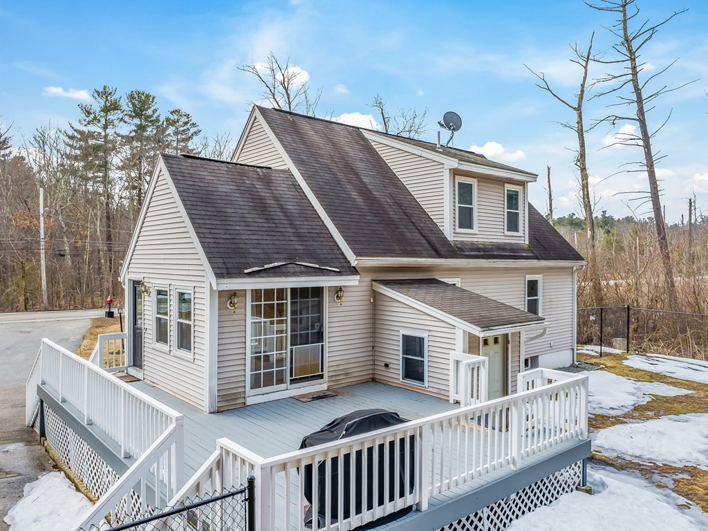 311 Dunstable Road Chelmsford, MA 01863 - Photo 36 of 41