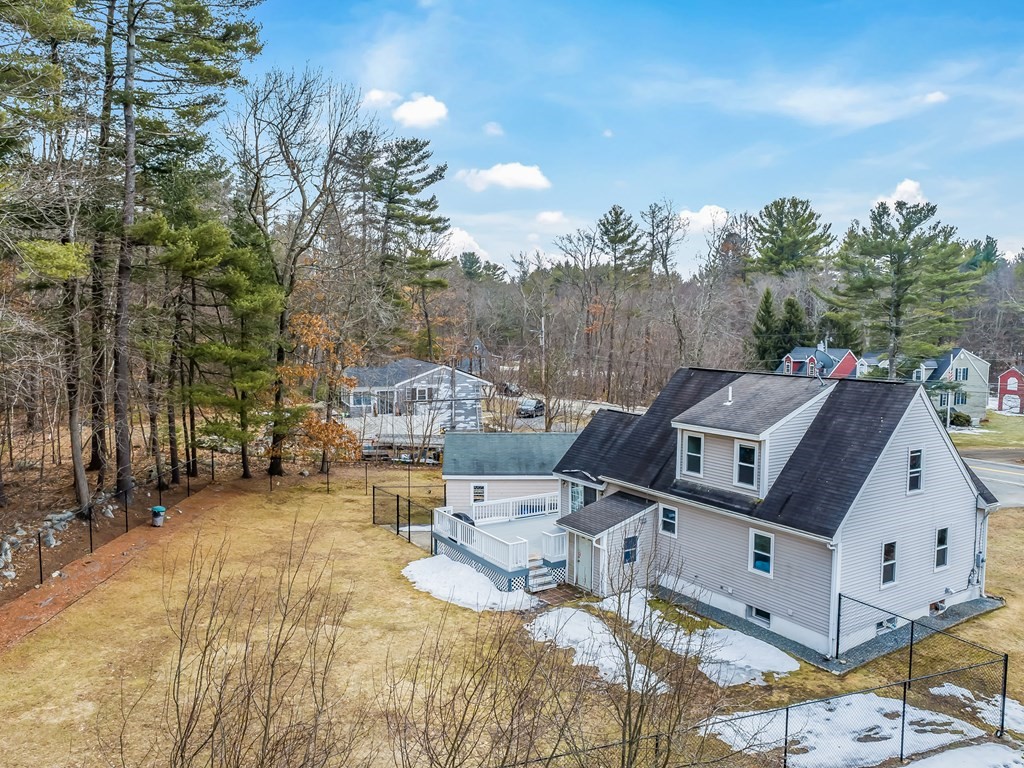 311 Dunstable Road Chelmsford, MA 01863 - Photo 37 of 41