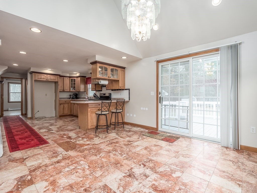 311 Dunstable Road Chelmsford, MA 01863 - Photo 9 of 41