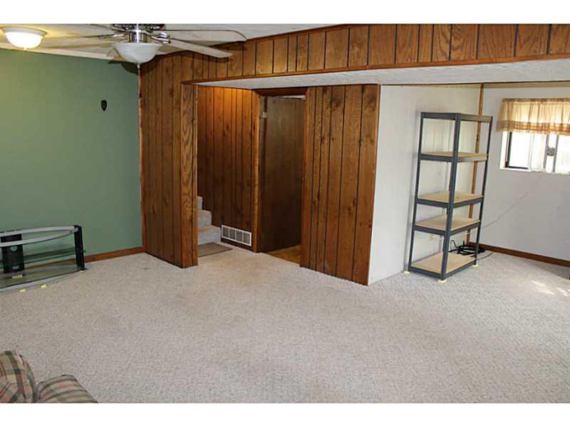1734 Brer Rabbit Drive Greenwood, IN 46143 - Photo 8 of 21 Gallery Image 8