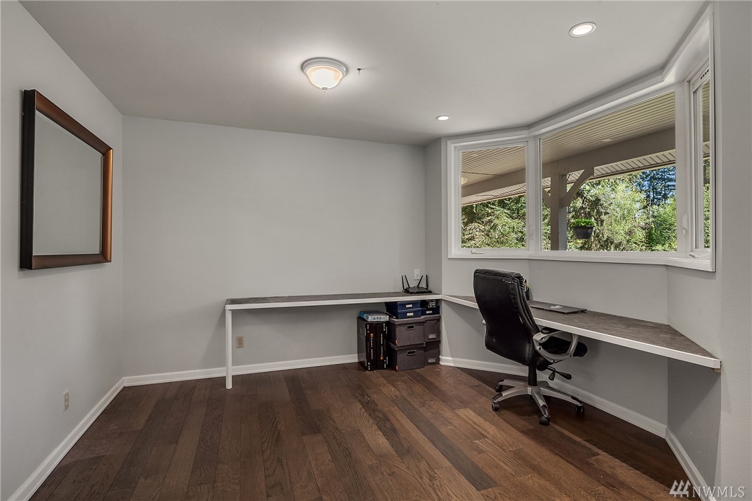 20632 West Richmond Road Bothell, WA 98021 - Photo 21 of 37