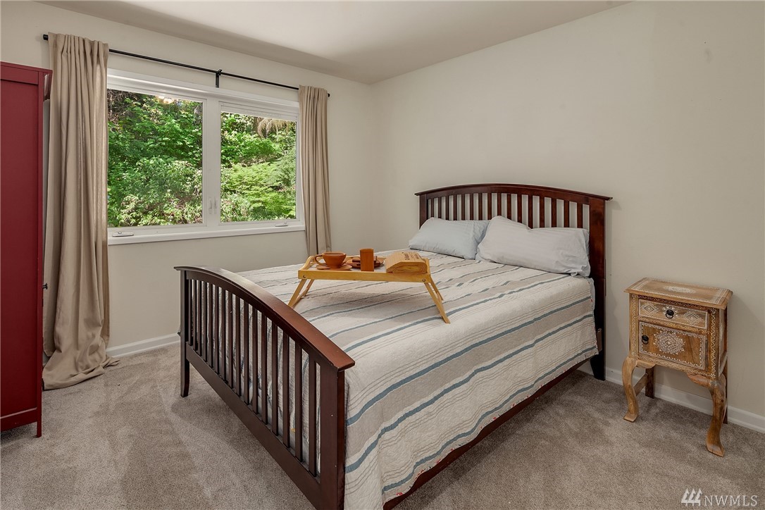 20632 West Richmond Road Bothell, WA 98021 - Photo 28 of 37