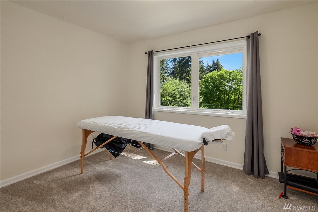 20632 West Richmond Road Bothell, WA 98021 - Photo 30 of 37