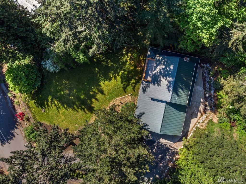 20632 West Richmond Road Bothell, WA 98021 - Photo 6 of 37