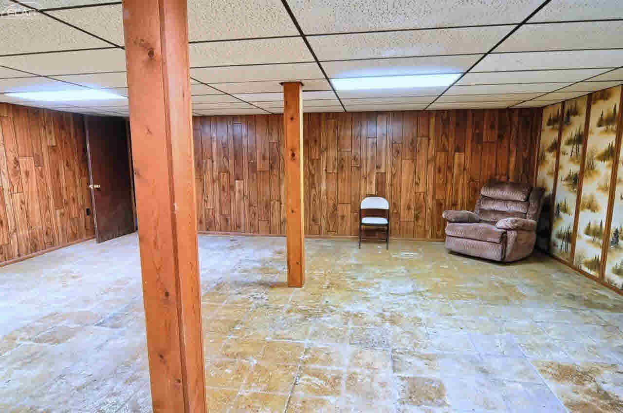 6323 Mack Road Howell, MI 48855 - Photo 18 of 31 21208457-17.JPG