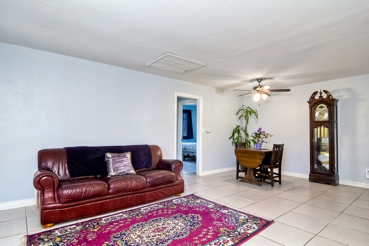 9432 Doheny Road Santee, CA 92071 - Photo 4 of 18