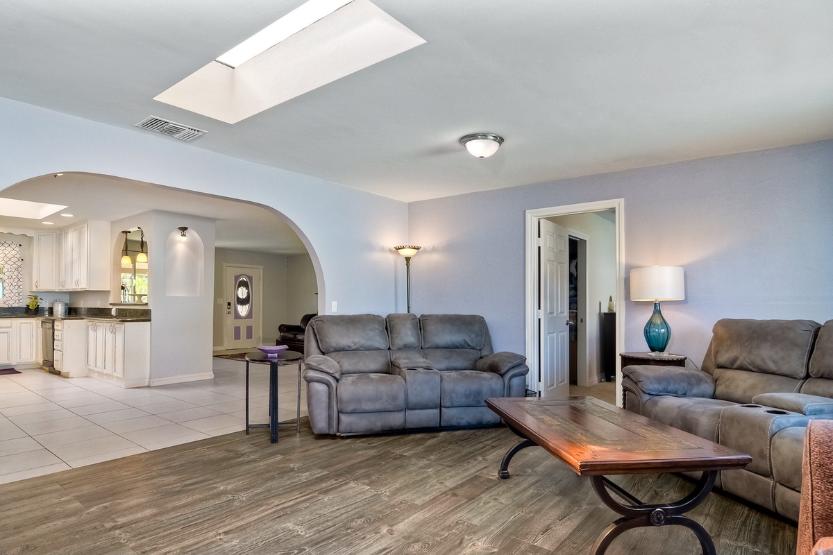 9432 Doheny Road Santee, CA 92071 - Photo 7 of 18