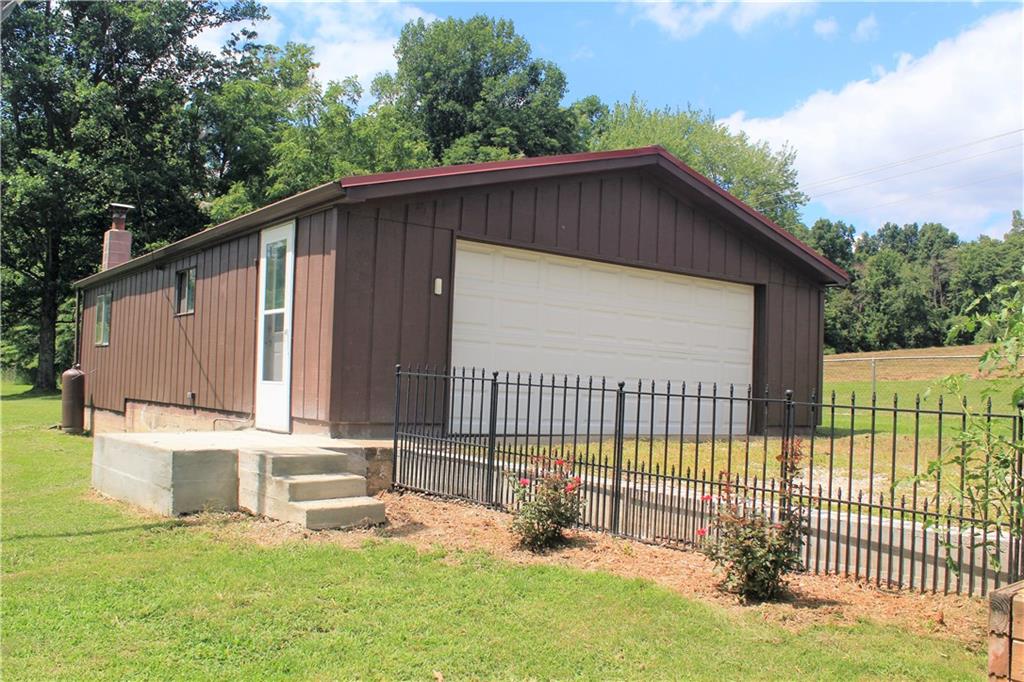 5538 Sandhill Road Poland, IN 47868 - Photo 9 of 37 Gallery Image 9