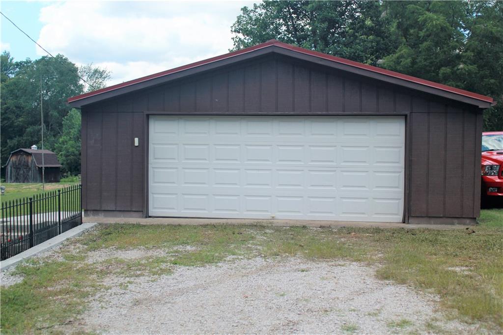 5538 Sandhill Road Poland, IN 47868 - Photo 10 of 37 Gallery Image 10
