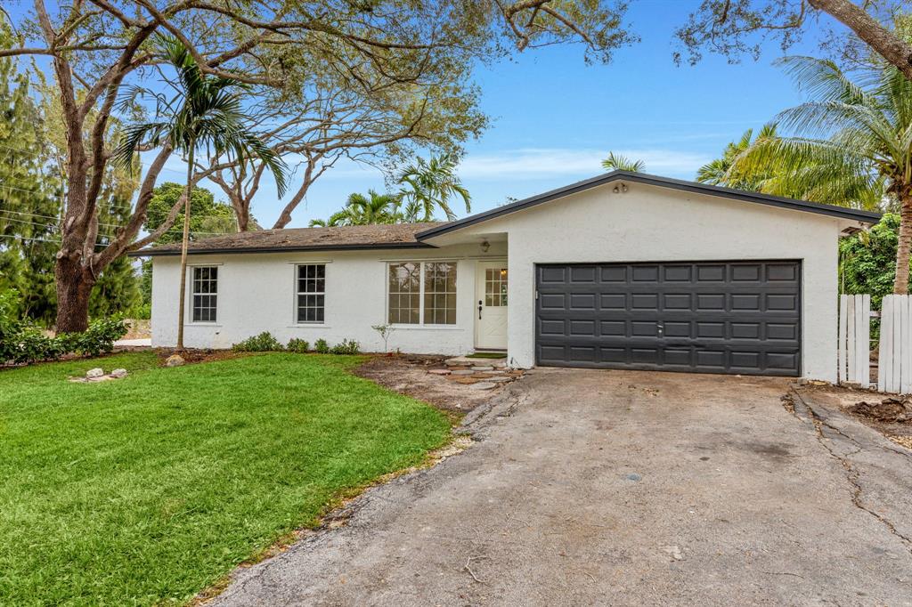 4700 Southwest 199th Avenue Southwest Ranches, FL 33332 - Photo 2 of 49