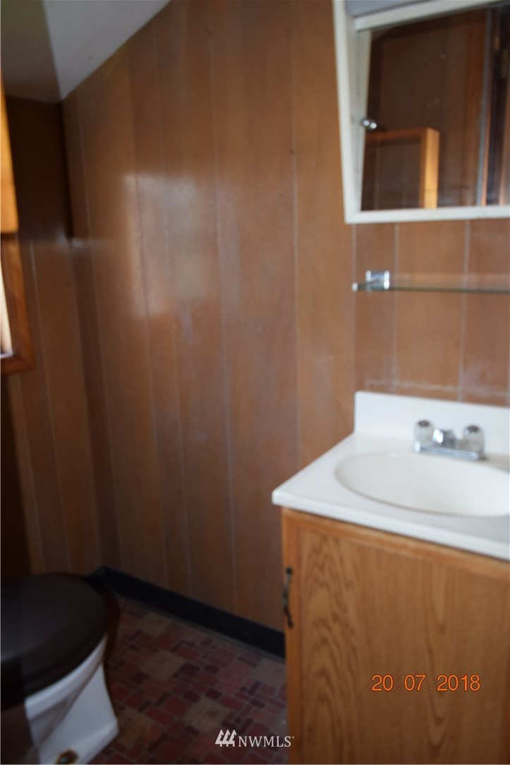 212 Camp 1 Road Raymond, WA 98577 - Photo 13 of 25 Gallery Image 13