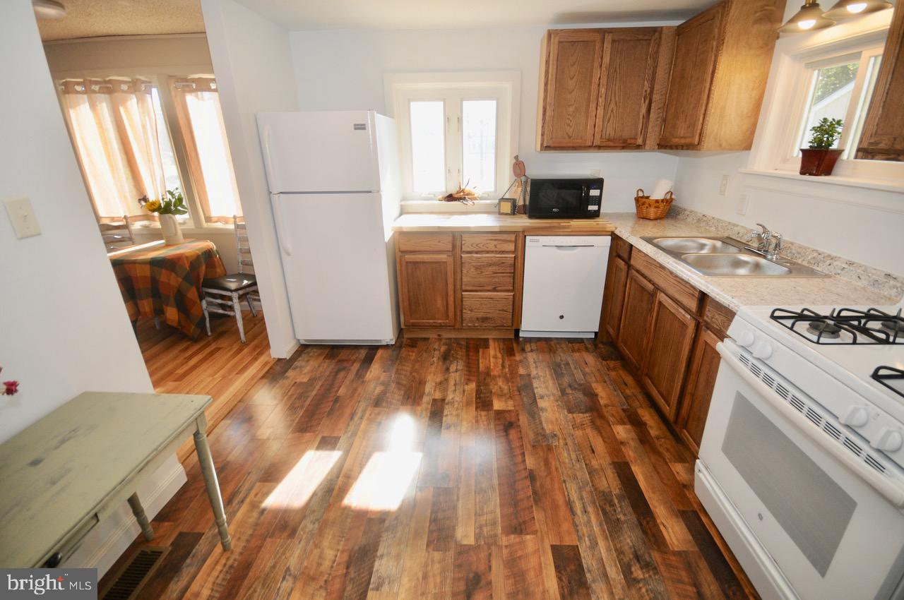 4 Estate Road Lumberton, NJ 08048 - Photo 3 of 39